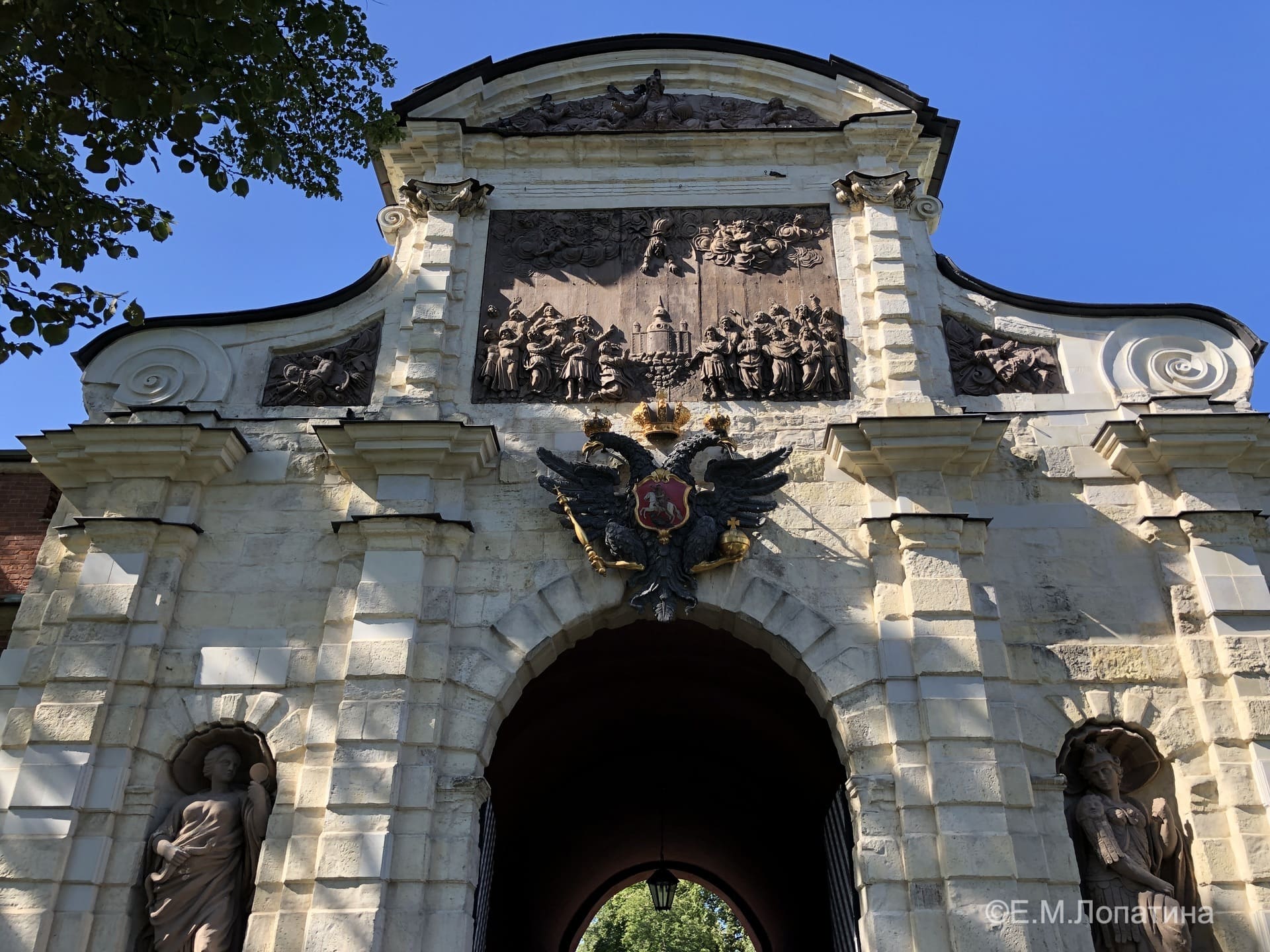 Петропавловка. Петровские ворота